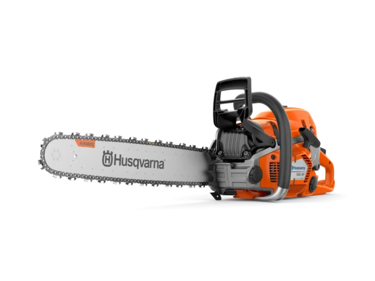Tronçonneuse thermique Husqvarna 562 XP pour l'abattage et l'ébranchage